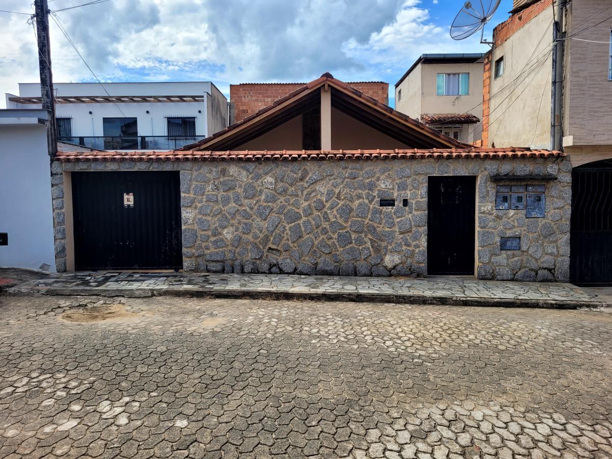 Casa para Venda - Colatina / ES no bairro Honório Fraga, 4 dormitórios, 1  banheiro, 1 vaga de garagem, área construída 160,00 m²